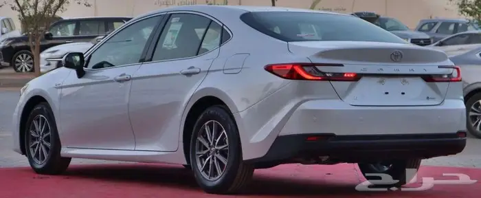 تويوتا كامري E هايبرد 2025 سعودي اقل سعر 2