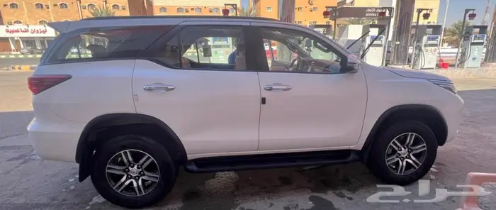 فورشنر 2022 دبل 4 سلندر سعوديه بنزين مخزن وكاله 1