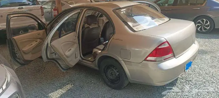 للبيع  نيسان صني 2012   أوتوماتيك   حالة ممتازة 3