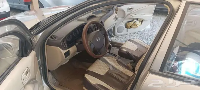 للبيع  نيسان صني 2012   أوتوماتيك   حالة ممتازة 9