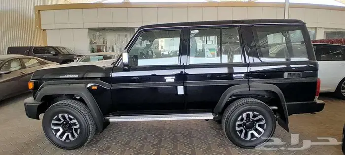 أقل سعر255000 أسود ربع 5 أبواب ديزل سعودي 1