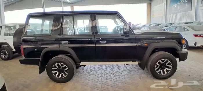 أقل سعر255000 أسود ربع 5 أبواب ديزل سعودي 2