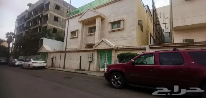 فيلا مستقلة مميزة كموقع ونظافة وسعر مغري للكاش فقط 0