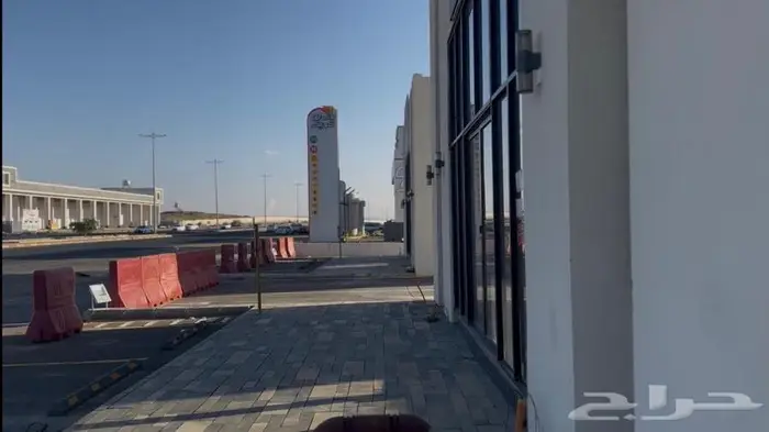 للإيجار محلين درايف ثرو بخميس مشيط - طريق الامير سلطان 10