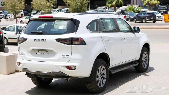 ايسوزو ام يو اكس فل كامل 2024 و 2025 كاش واقساط باقل سعر 12