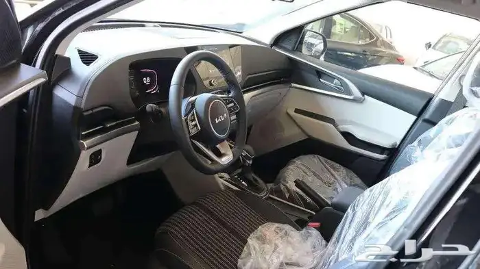 كيا كارينز نص فل 2025 كاش واقساط بافضل الاسعار 12