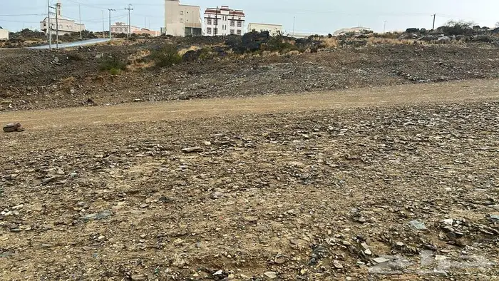 ارض للبيع الباحة حي الرحاب مساحة 761 0