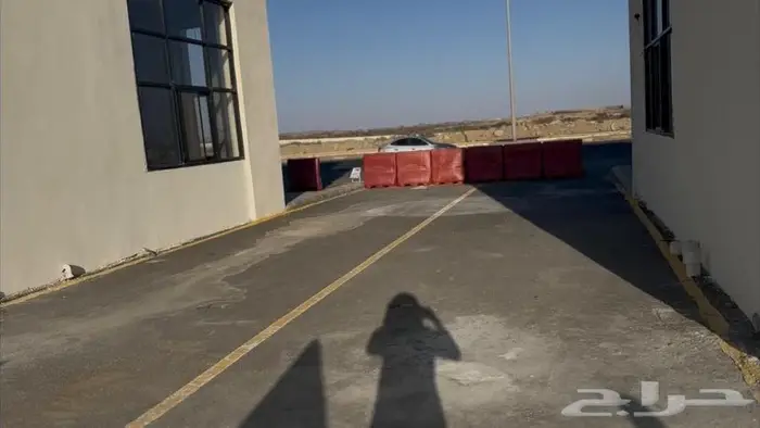 للإيجار محلين درايف ثرو بخميس مشيط - طريق الامير سلطان 18