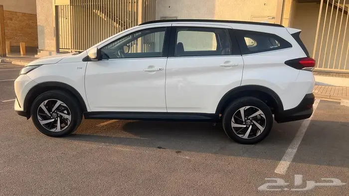 تايوتا راش 2023 4