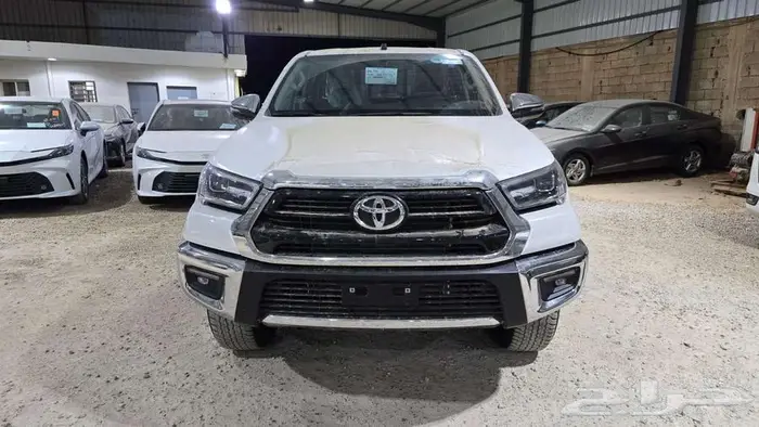 هايلوكس غمارتين بنزين فل كامل اتوماتيك 2025 0