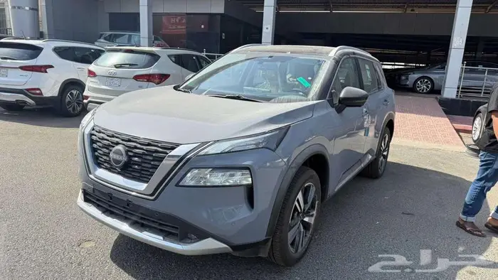 نيسان اكس تريل SL فل كامل 2025 1