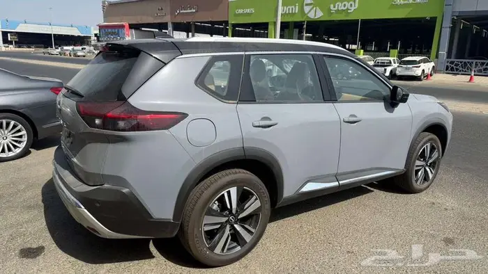 نيسان اكس تريل SL فل كامل 2025 9