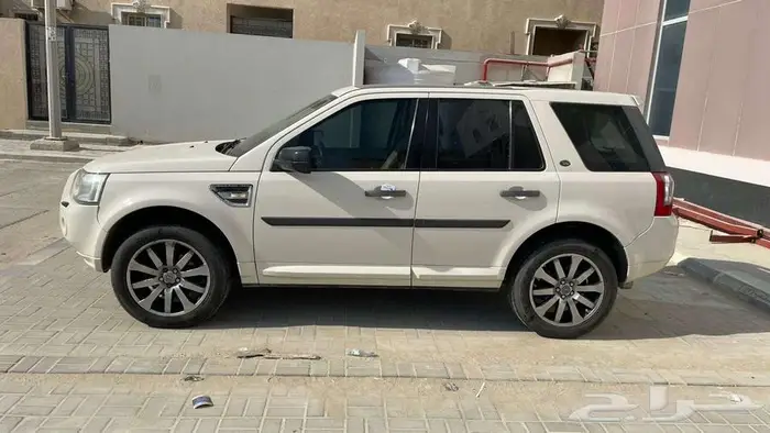 لاندروفر 2009 للبيع 2