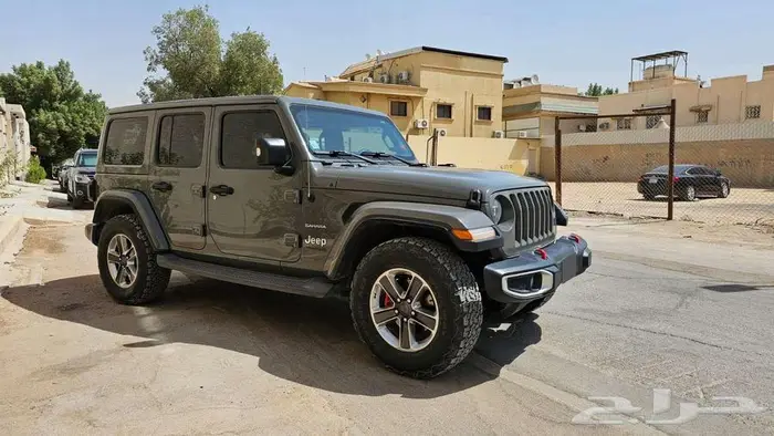 للبيع سيارة جيب رنجلر صحارى 2019 _ 4أبواب _ مقاعد جلد 4