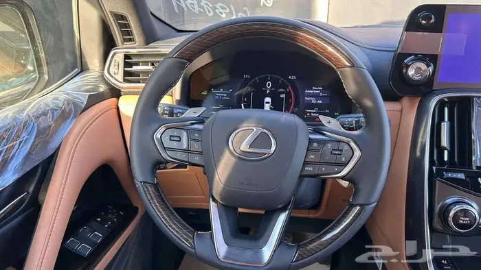 لكزس LX600 2025 BB شركة عبدالمجيد الخضر 7