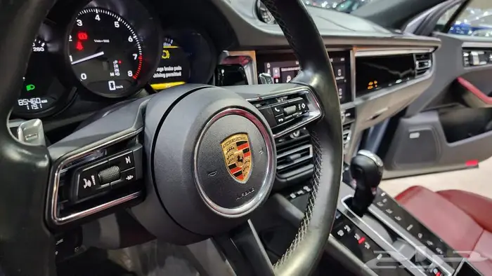 بورش ماكان 2022 18