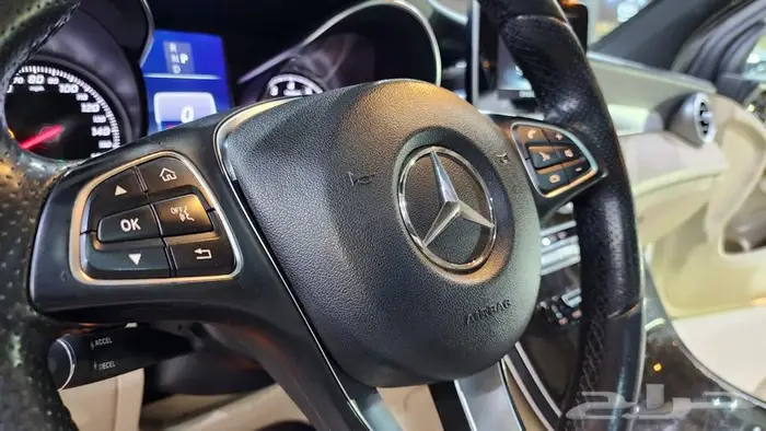 مرسيدس GLC300 2017 17