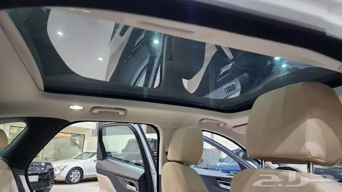 جاكور F Pace 2017 23