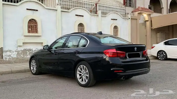 بي ام 318 بدي بلد 2018 7