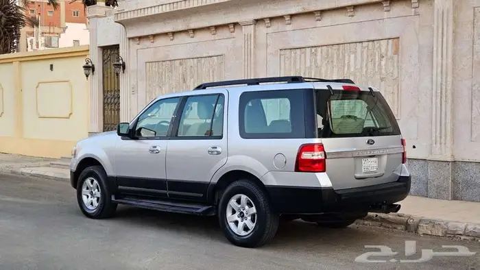 اكسبدشن قصير بدون دبل 2015 بحالة ممتازة 5