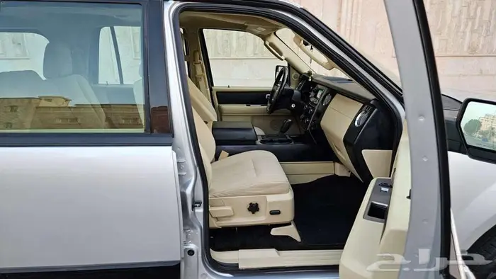 اكسبدشن قصير بدون دبل 2015 بحالة ممتازة 9