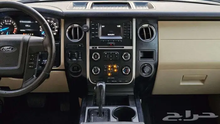 اكسبدشن قصير بدون دبل 2015 بحالة ممتازة 13