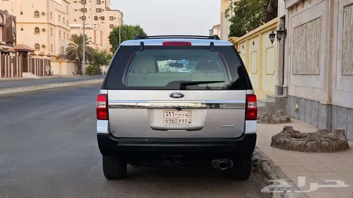 اكسبدشن قصير بدون دبل 2015 بحالة ممتازة 6