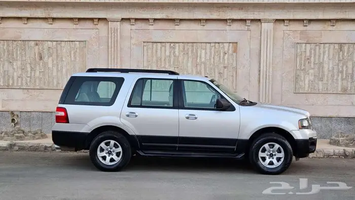 اكسبدشن قصير بدون دبل 2015 بحالة ممتازة 8