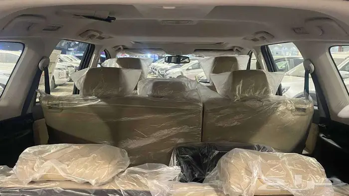 ميتسوبيشي مونتيرو فل بريميوم موديل 2025 بنزين 12