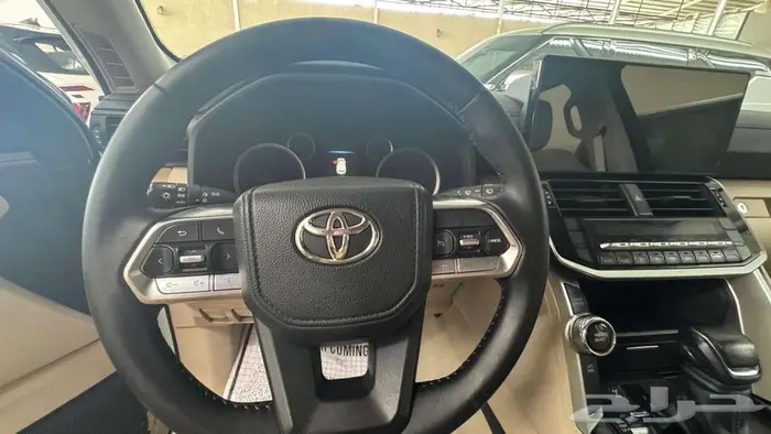 تويوتا جي اكس ار رقم 3 موديل 2022 ديزل على السوم 11