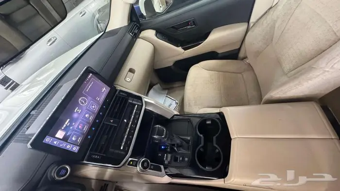 تويوتا جي اكس ار رقم 3 موديل 2022 ديزل على السوم 5