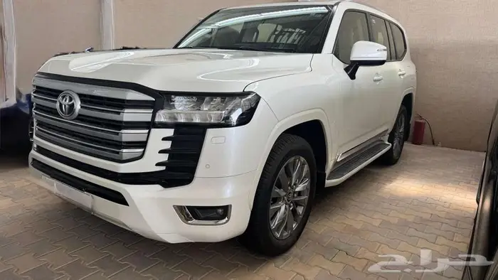 تويوتا جي اكس ار رقم 3 موديل 2022 ديزل على السوم 1