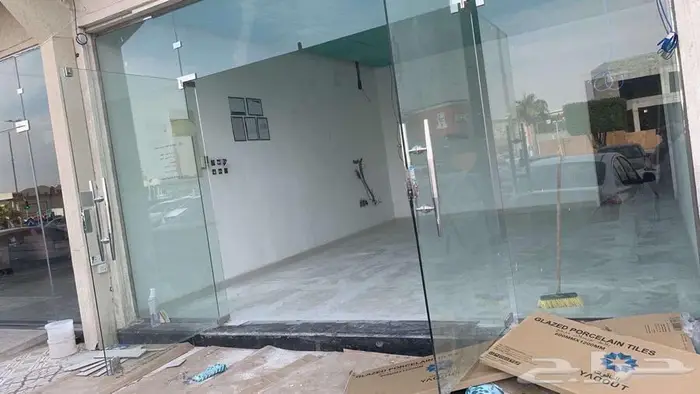 باب محل تجاري زجاج 2