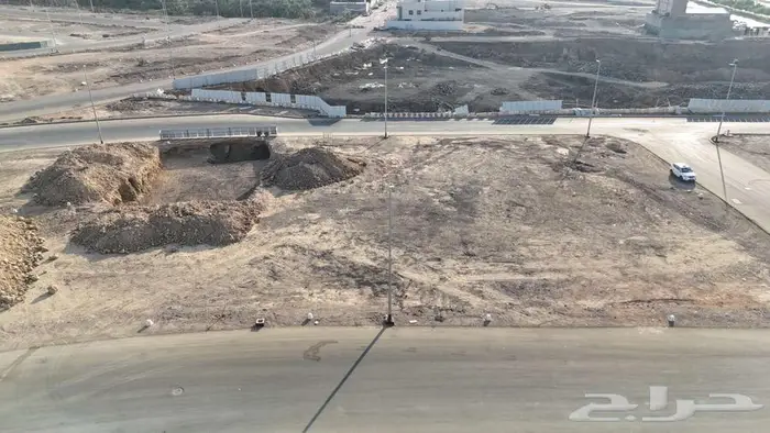 ارض سكنيه للبيع - وادي مذينب 0