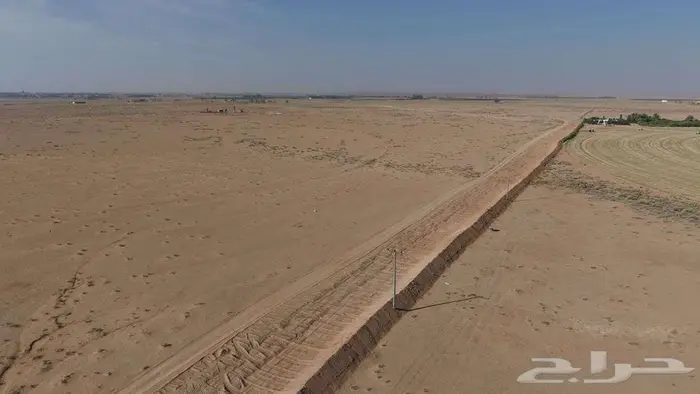 ارض زراعية عليها تصريح دواجن لاحم انشائي 10