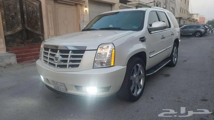 اسكاليد أمريكي موديل 2010 بدون دبل 0