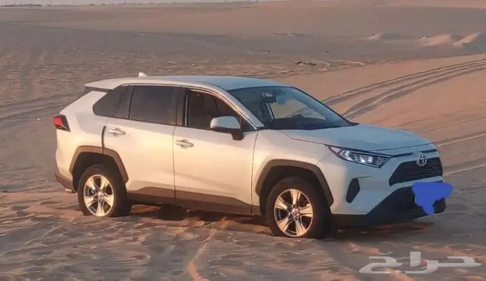 تويوتا راف4 موديل 2021 3