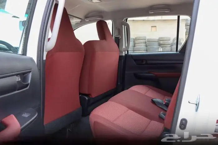 تويوتا هايلكس غمارتين دبل ديزل سلق موديل 2025 21