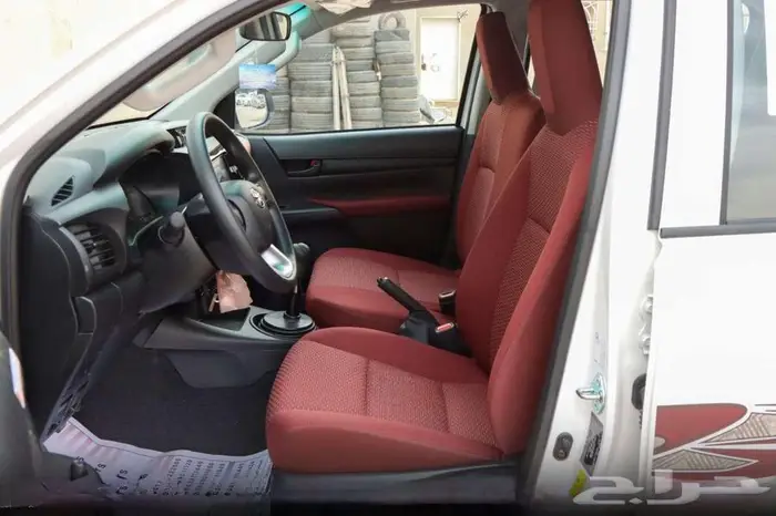 تويوتا هايلكس غمارتين دبل ديزل سلق موديل 2025 22