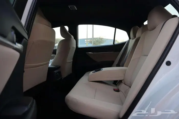 تويوتا كامري E هايبرد 2025 سعودي اقل سعر 3