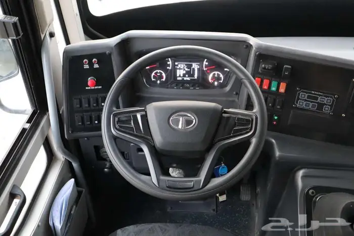 باص تاتا 66 راكب موديل 2025 مع السائق سعودي 15