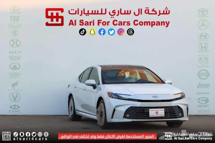 تويوتا كامري LE هايبرد 2025 3