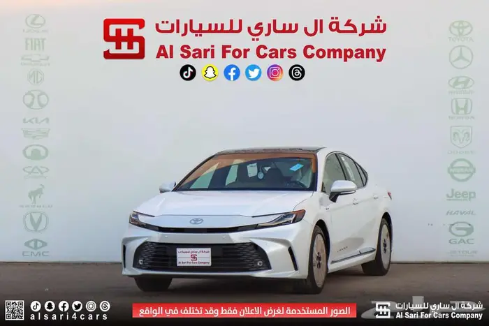تويوتا كامري LE هايبرد 2025 5