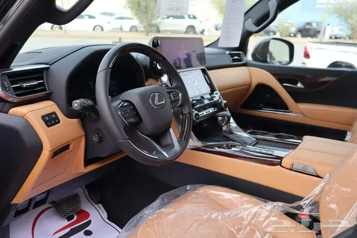 لكزس ( BB) 600 LX فل كامل 2025 سعودي مبيعات البنوك 10