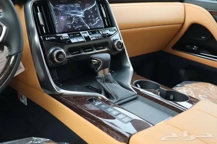 لكزس ( BB) 600 LX فل كامل 2025 سعودي مبيعات البنوك 16