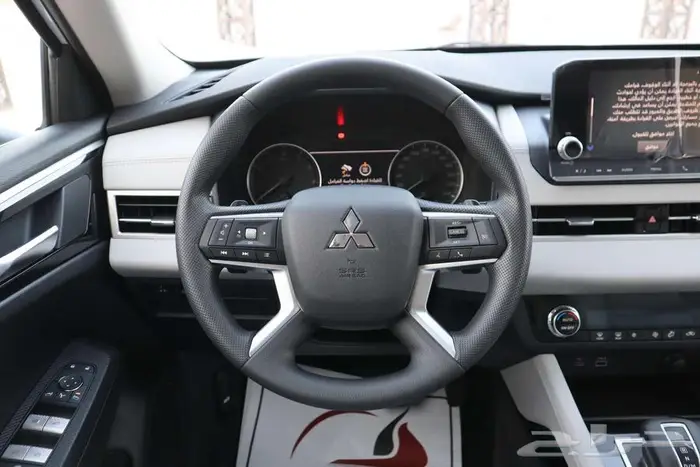 ميتسوبيشي اوتلاندر ستاندر 7 و 5 راكب 2025اقل سعر بجده 9