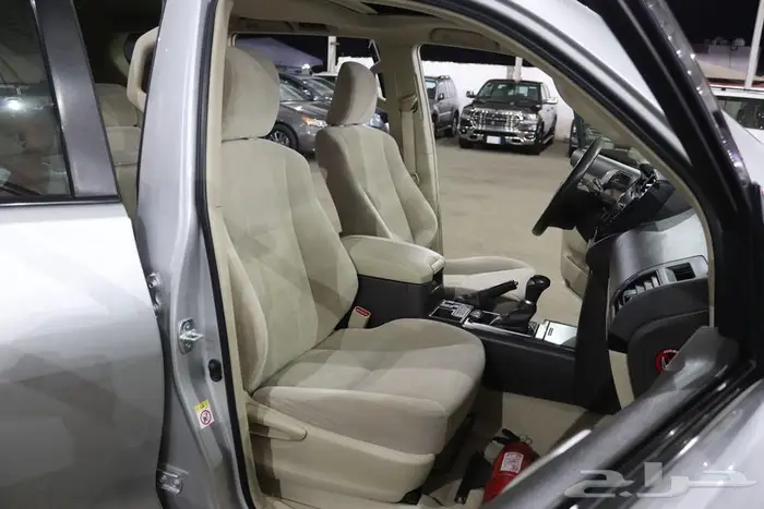 تويوتا برادو 2018 فل كامل 14