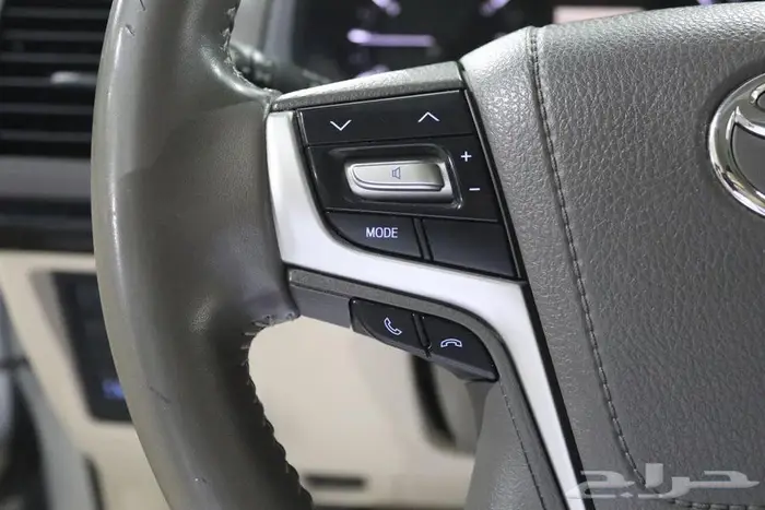 تويوتا برادو 2018 فل كامل 19