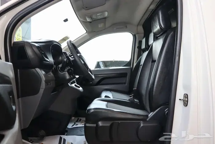 فان بضاعه بيجو موديل 2021 ديزل 10