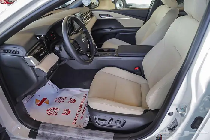 تويوتا كامري E بنزين 2025 سعودي أصفار 7